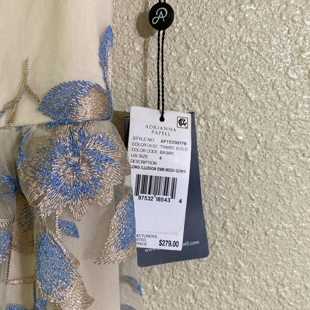 NWT Adrianna Papell Long Illusion Embellished Mesh Gown Size 4 - Picture 6 of 15